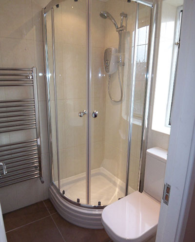 Shower room installation in Grantham